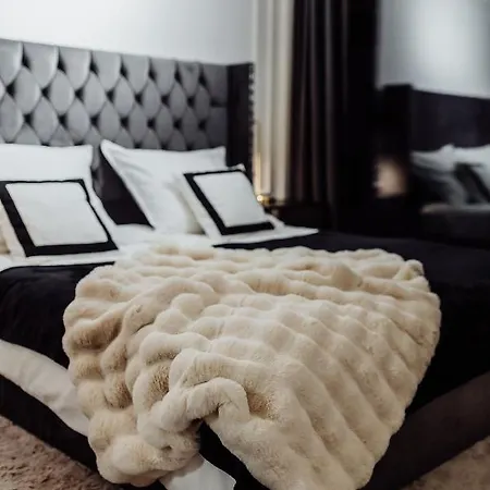 Arte Unia Art 118 - Faktura Vat Garaż Apartament *